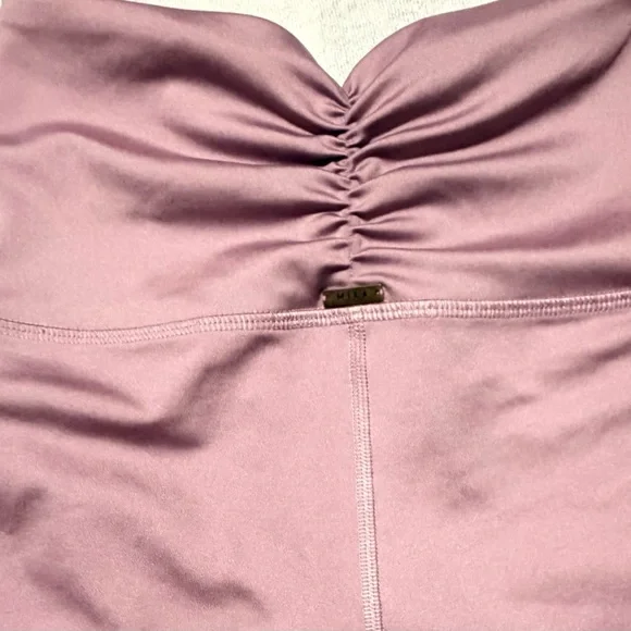 Mika Yoga Wear Viki Shorts. Gently used once, like new condition. Size Small - Picture 5 of 7
